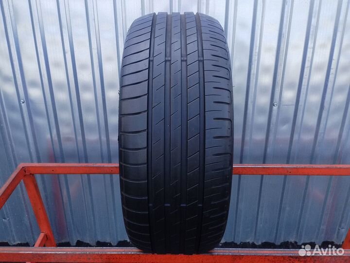 Goodyear EfficientGrip Performance 205/50 R17 93V