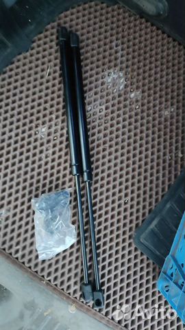 Упоры Хундай Гранд Старекс от 2016 -н.в