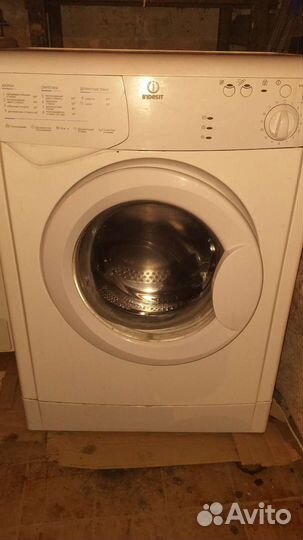 Стиральная машина indesit