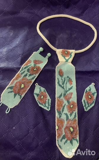 Колье-галстук,серьги и браслет