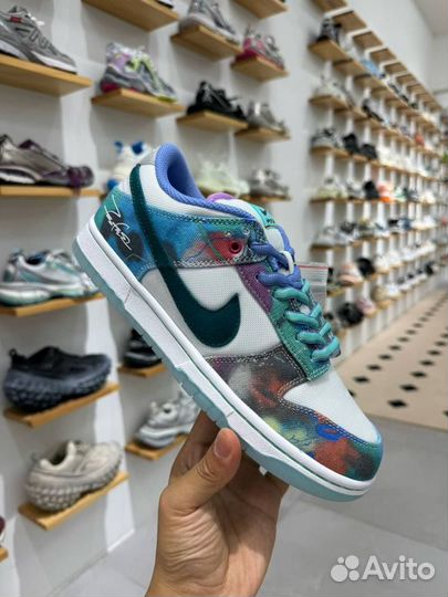 Кроссовки Futura Laboratories x Nike SB Dunk Low