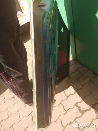 Задняя левая дверь в сборе Ваз 2114 2115 2109