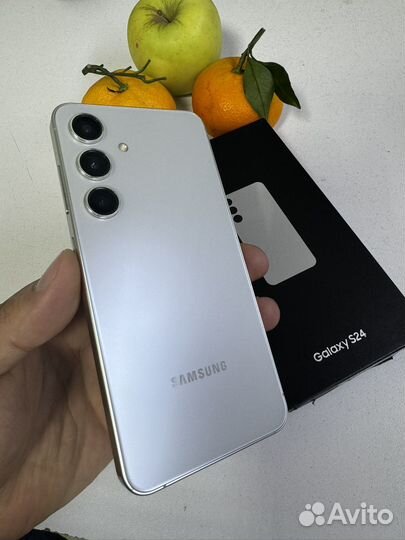 Samsung Galaxy S24, 8/256 ГБ