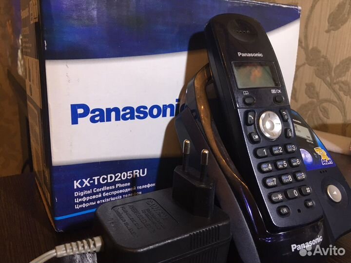 Цифровой беспроводной телефон с аон PanasonicKX-TC