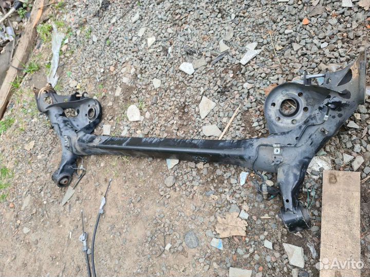 Балка задняя Toyota Corolla E 150