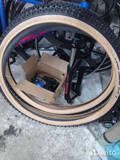 Новые покрышки 29*2.3 tubelles ready