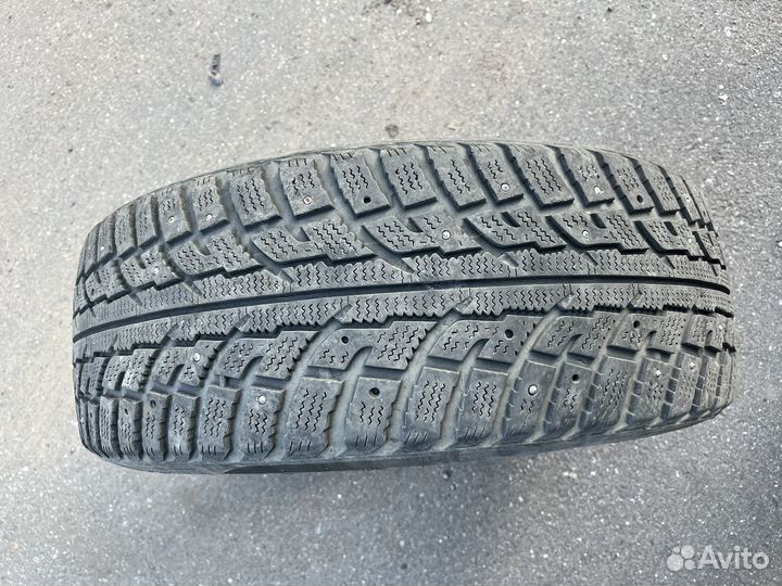 Marshal I'Zen RV Stud KC16 225/60 R17 103T