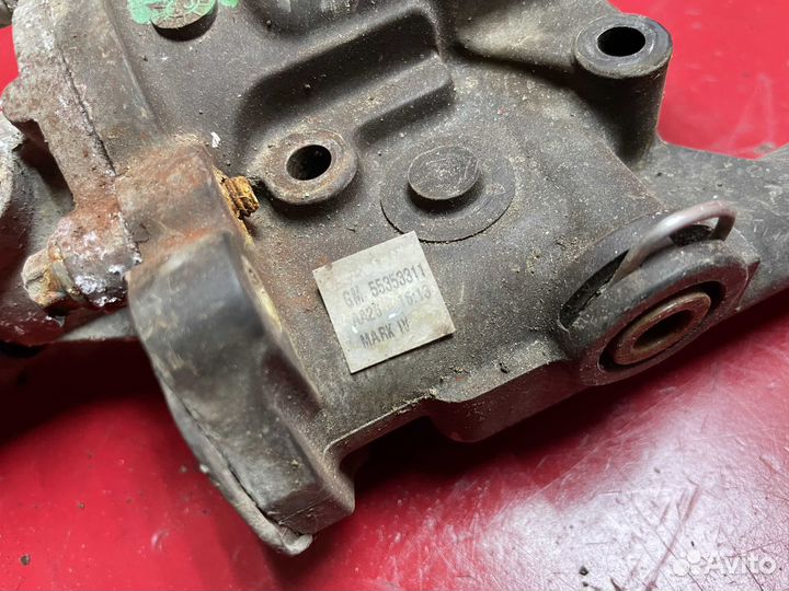 Корпус термостата 55353311 Opel Zafira B (A05)