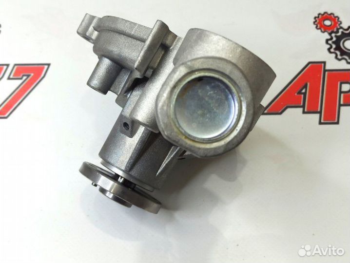 Помпа Mitsubishi 4G63 Aisin M44
