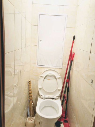 Комната 28 м² в 3-к., 1/9 эт.