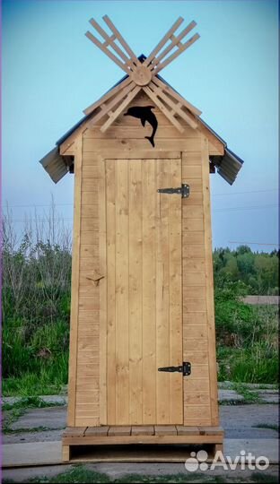 Дачный туалет деревянный HME563