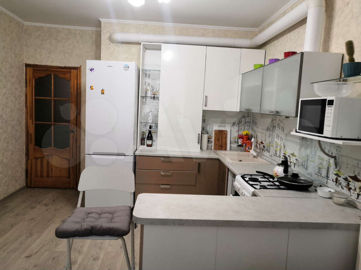 2-к. квартира, 89 м², 1/10 эт.