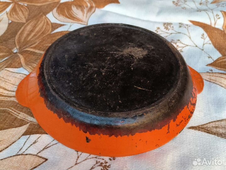 Чугунная сковорода