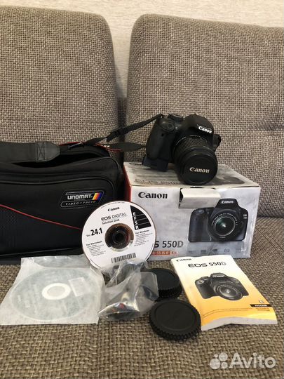 Зеркальный фотоаппарат canon EOS550d