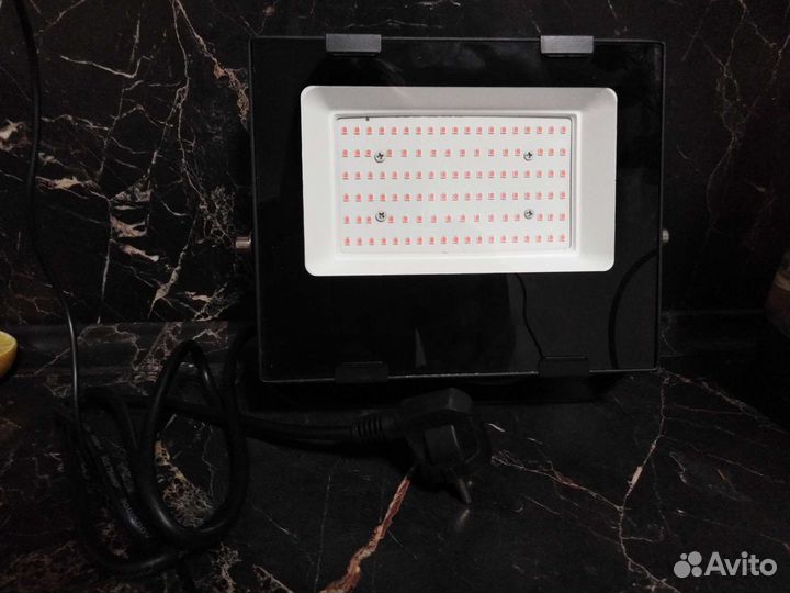 Ультрафиолетовая лампа эра Удачный 50В новая