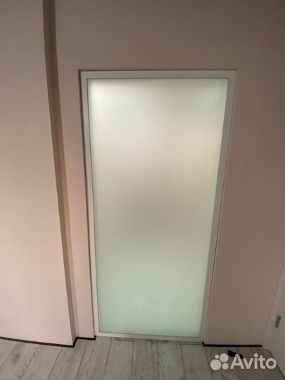 Двери из закаленного стекла