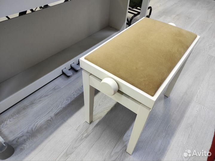 Банкетка с подъемным механизмом