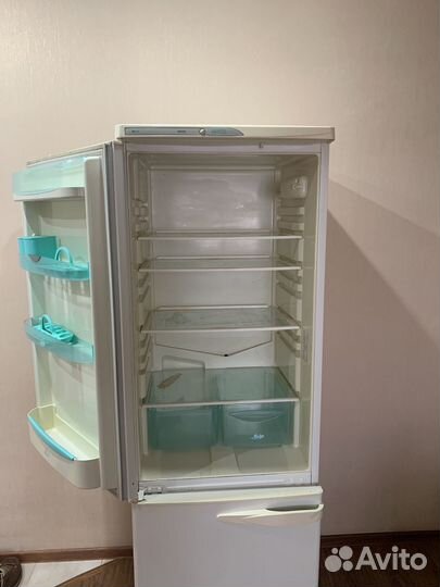 Холодильник хотпоинт Аристон б/у (Stinol)