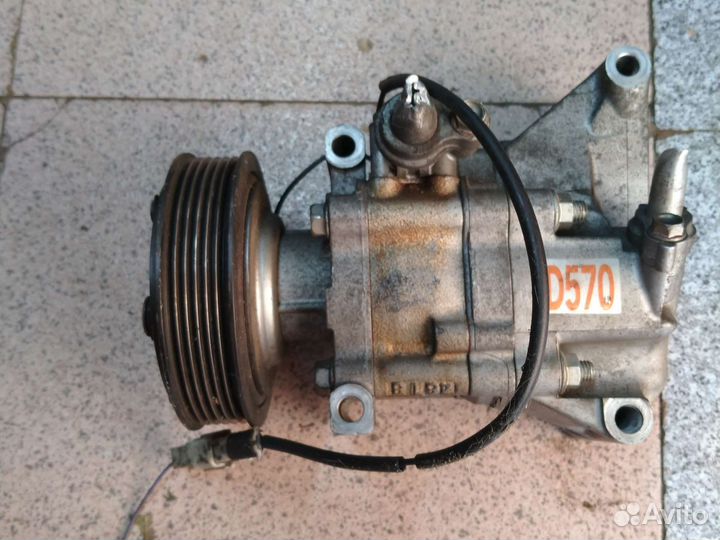 Компрессор кондиционера Mazda ZY