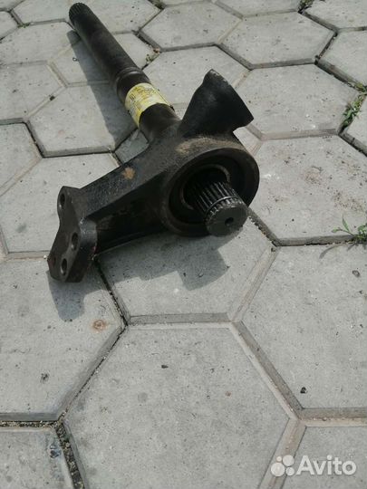 Приводной вал передний правый