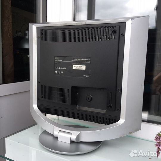 Монитор sony