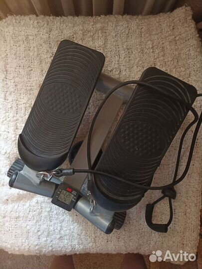 Степпер с эспандерами новый