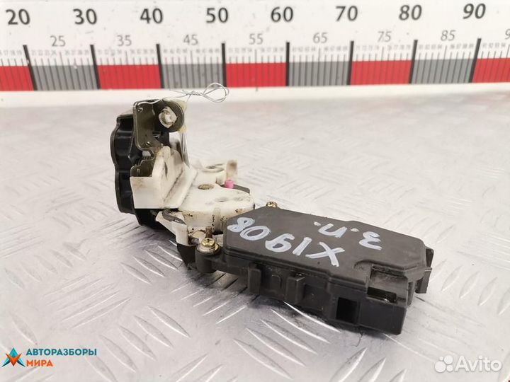 Замок двери задней правой Subaru Impreza