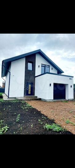 Дом 183,5 м² на участке 6 сот.