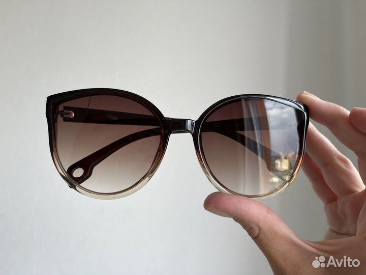 Солнцезащитные очки женские