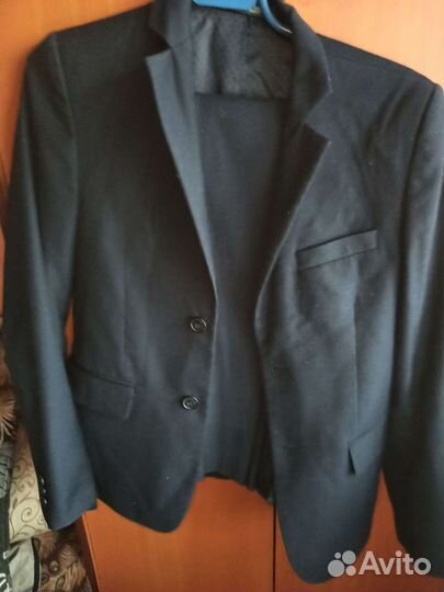 Школьный костюм