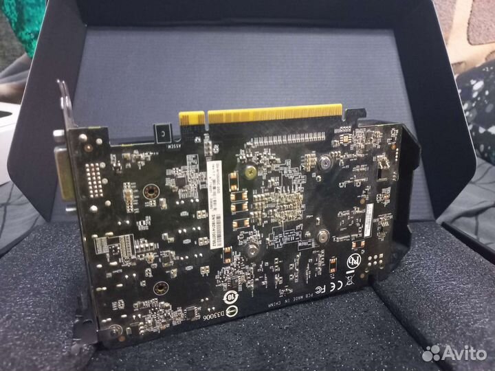 Видеокарта 1050 gigabyte