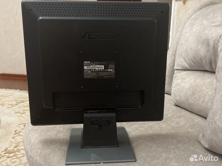 Монитор asus
