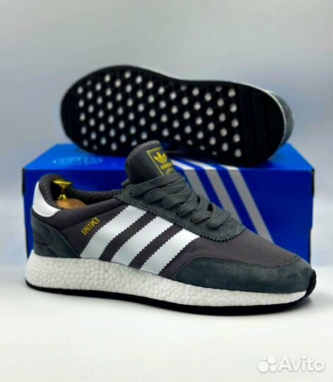 Кроссовки Adidas iniki