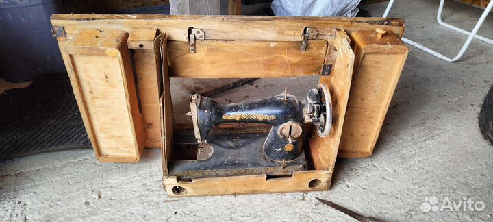 Швейная машинка бу ручная