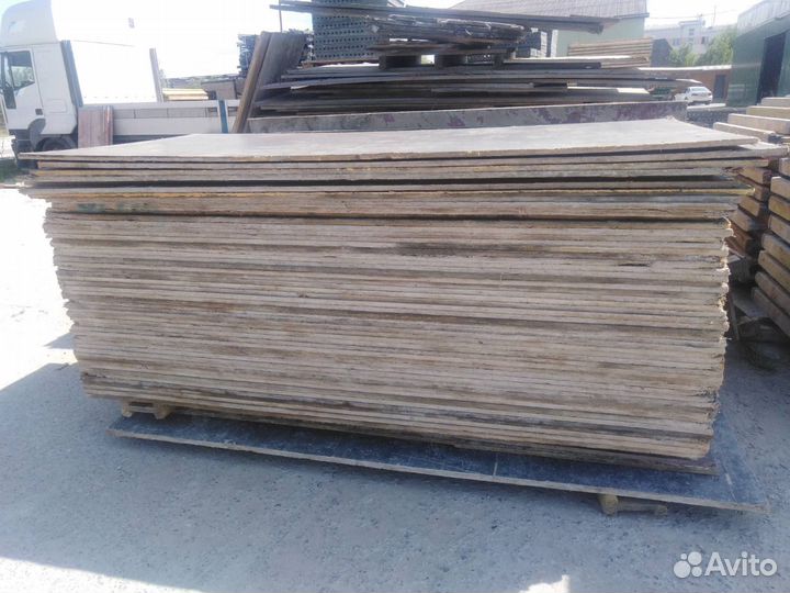 Фанера ламинированная берёзовая