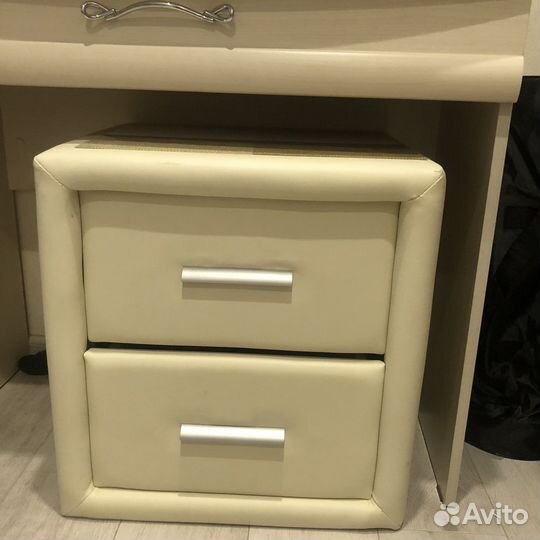 Тумба прикроватная 2 шт бу