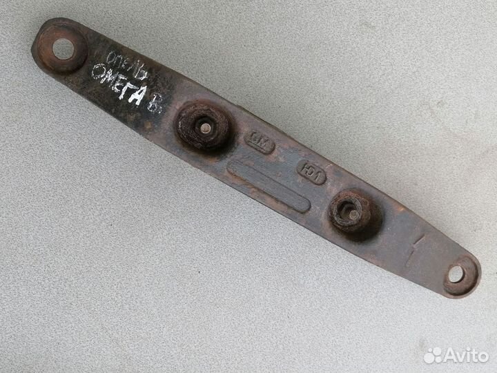 Кронштейн МКПП с опорой для Opel Omega B 1994-2003