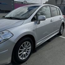 Nissan Tiida 1.6 AT, 2013, 93 000 км, с пробегом, цена 1 060 000 руб.