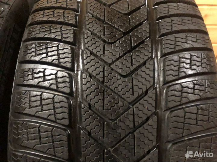 Pirelli Scorpion Winter RFT 275/45 R20 и 305/40 R20 112V