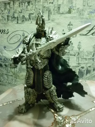 Фигурка Король Лич. Warcraft Lich King
