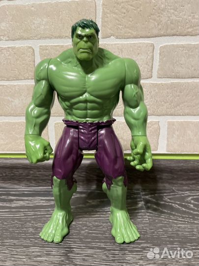 Большие фигурки из разных фильмов