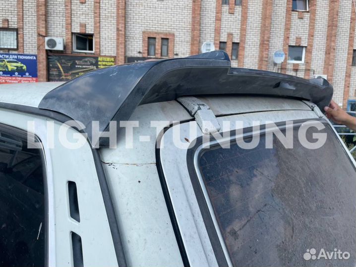 Спойлер Нива стиль Range Rover