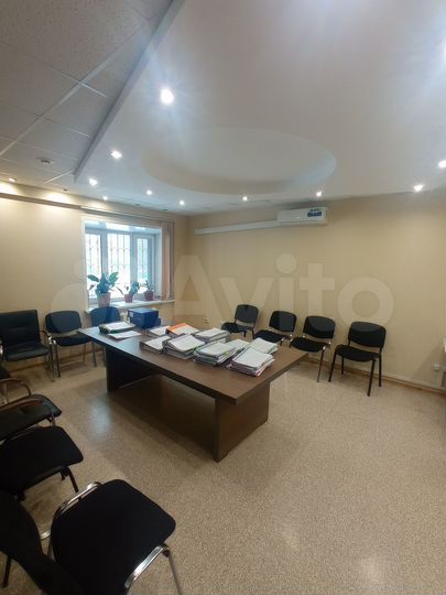 Торгово-офисное площадь, 126.7 м²