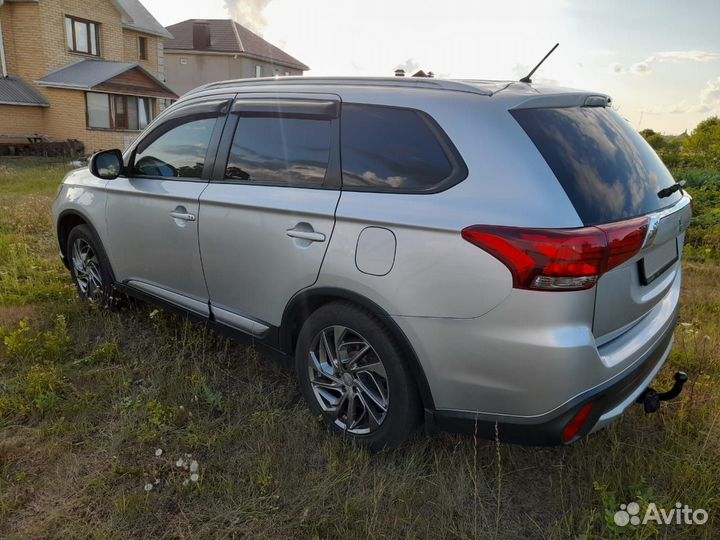 Mitsubishi Outlander 2.0 CVT, 2016, 150 655 км