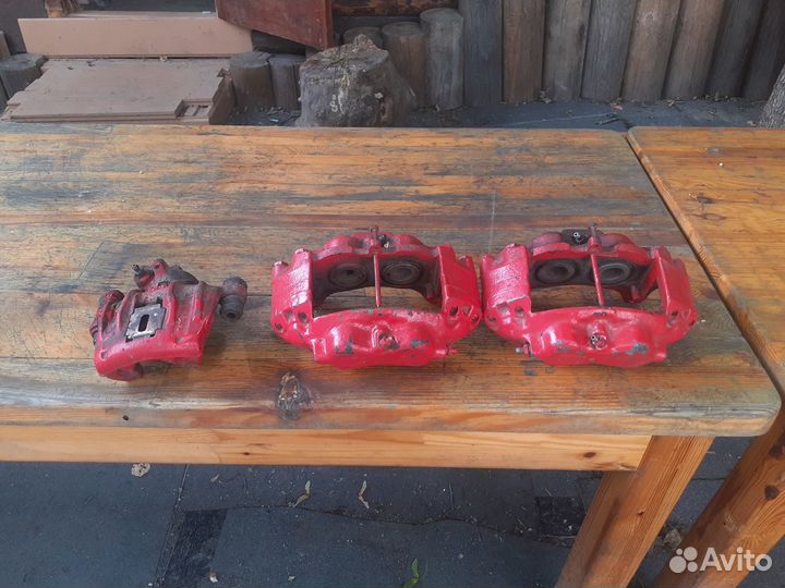 Суппорт Mercedes W463 G-class