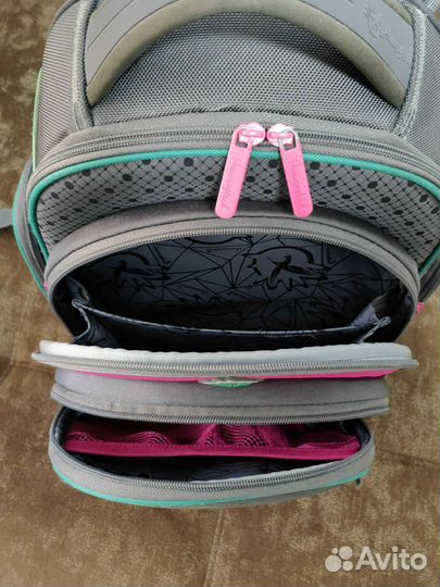 Школьный рюкзак hummingbird