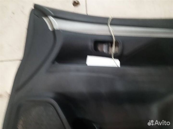 Обшивка двери передней правой Mitsubishi Outlande