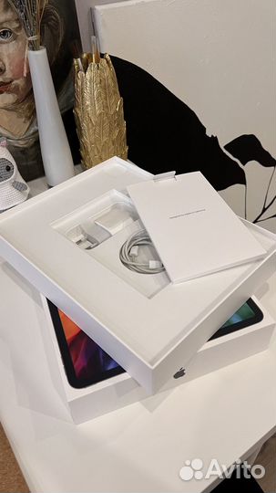 iPad Pro 12,9 (2020) 4-поколения 128 гб Space Gray