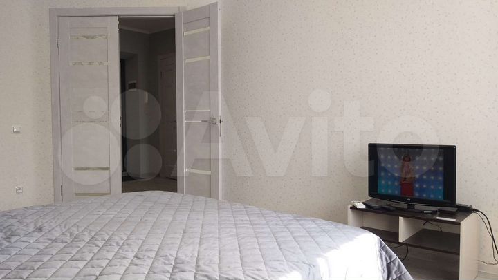 1-к. квартира, 42 м², 5/10 эт.