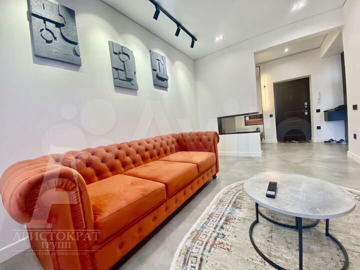 2-к. квартира, 67 м², 4/4 эт.